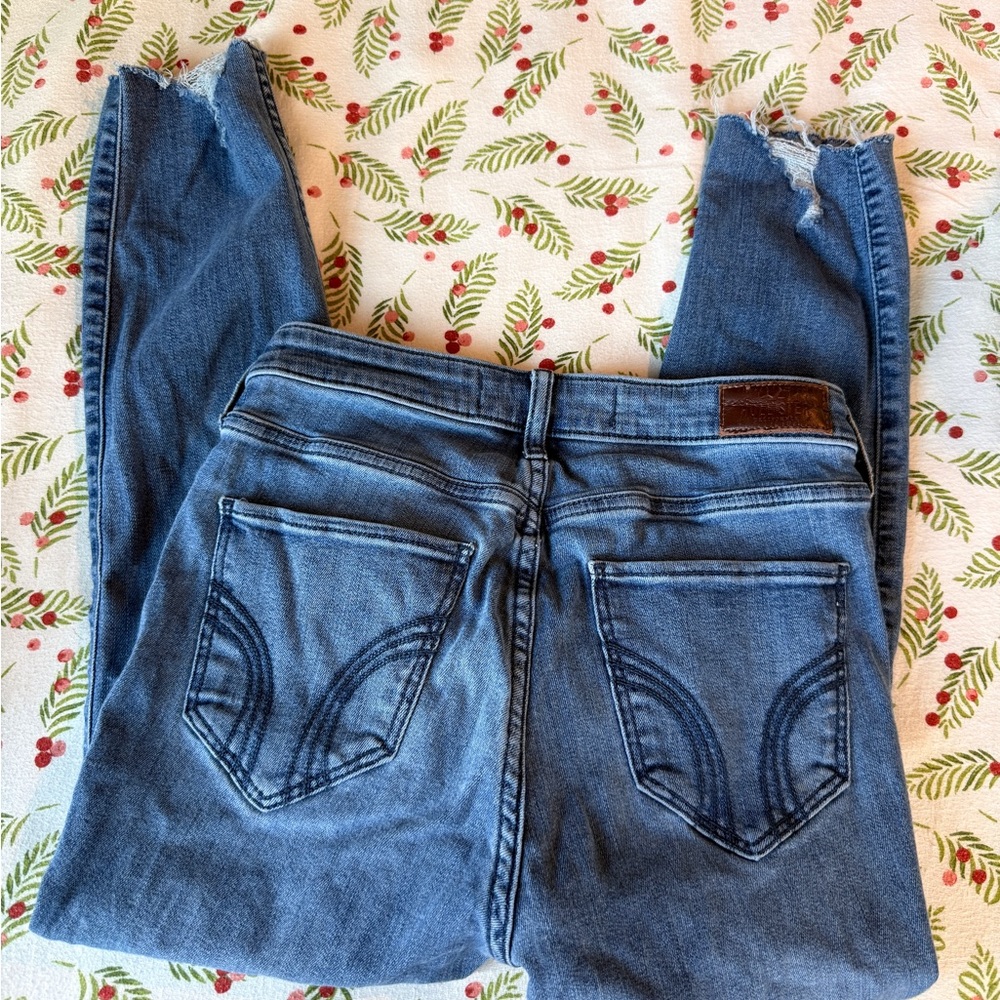 Hollister Women's Skinny Cropped Blue Jeans